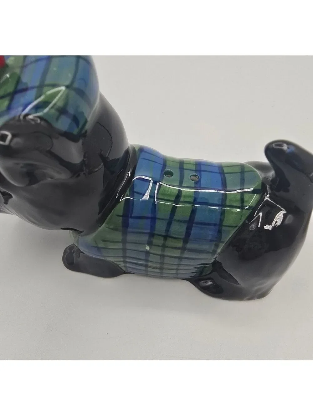 Westland Scottie Dog Magnetic Kissing Salt Pepper Shakers Tartan Plaid
